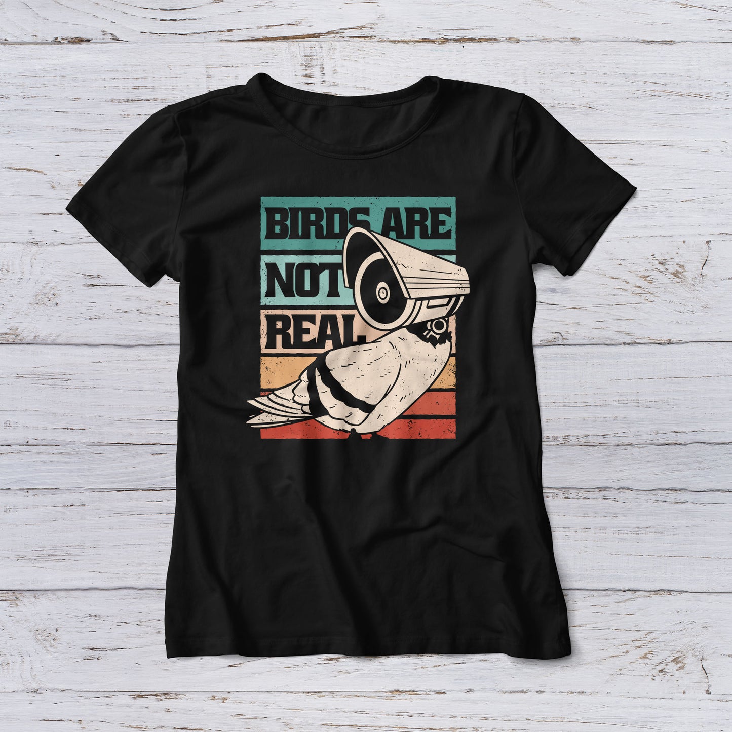 Lootgear - Cartoon World: Birds Are Not Real T-Shirt - lootstore.de