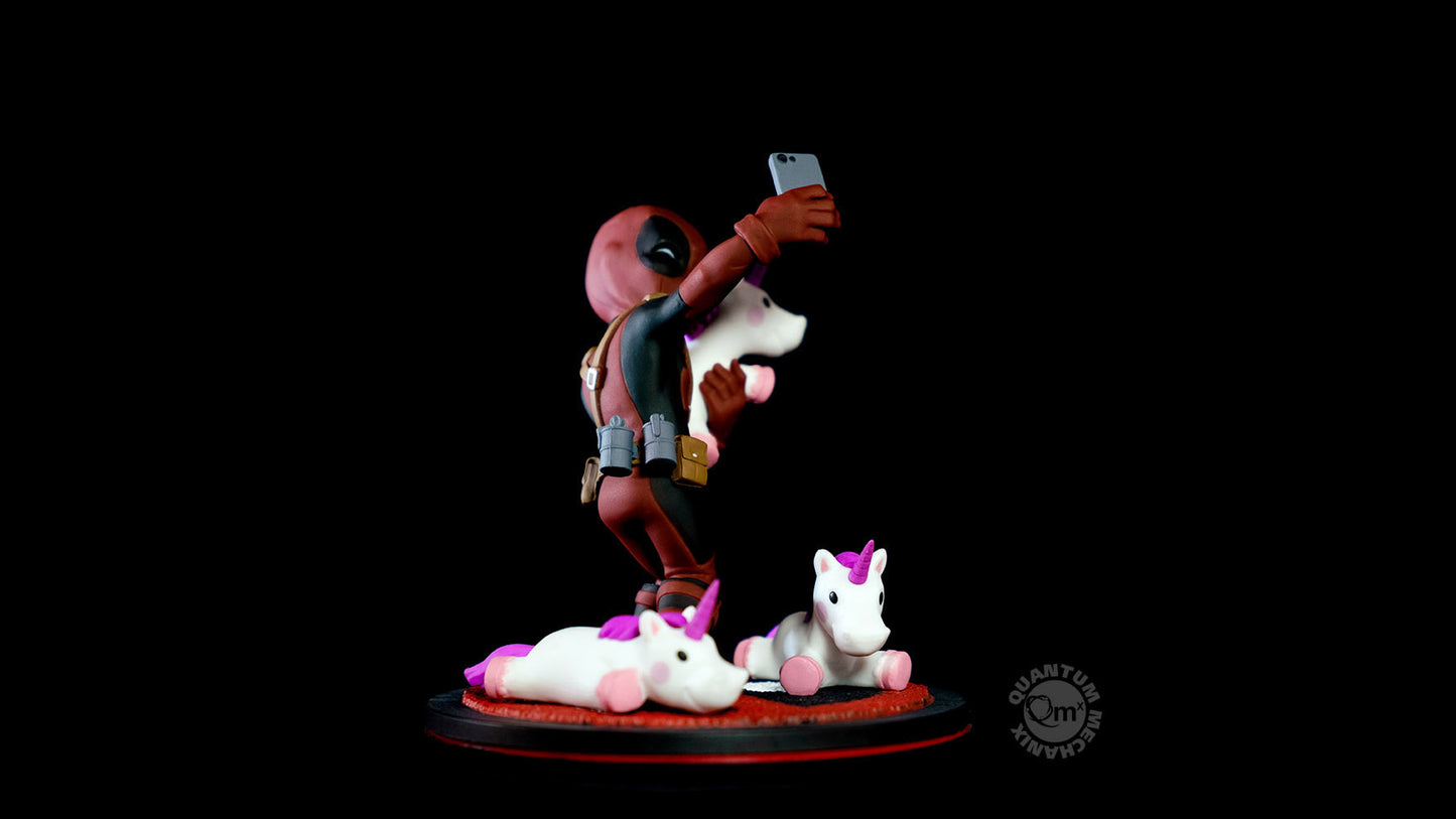 QMX - Marvel: Deadpool #unicornselfie Q-Fig