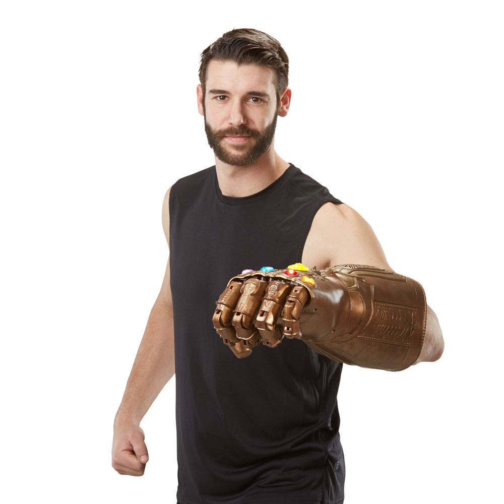 hasbro thanos handschuh Hasbro