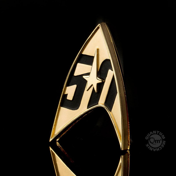 QMX - Star Trek: Magnetic Badge: 50th Anniversary